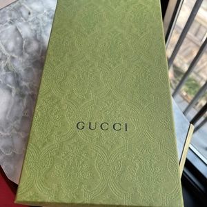 Gucci Betis Glamour Shoe Box